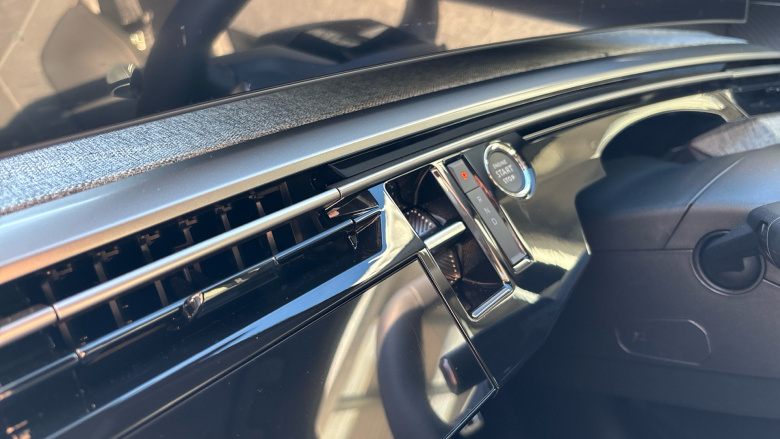 Peugeot 3008 157kW Allure 73kWh 5dr Auto Electric Estate